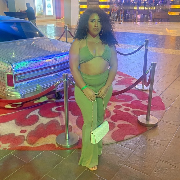 2 piece set - Picture 3 of 3